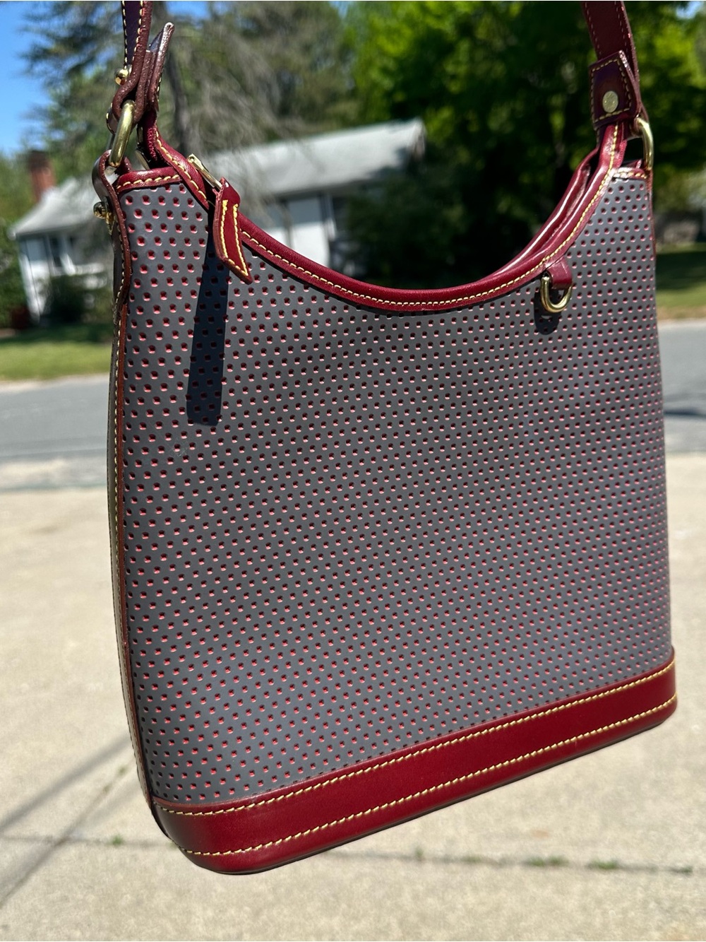 Y2K Dooney & Bourke Cabrio Leather Shoulder Bag Vintage Made In USA